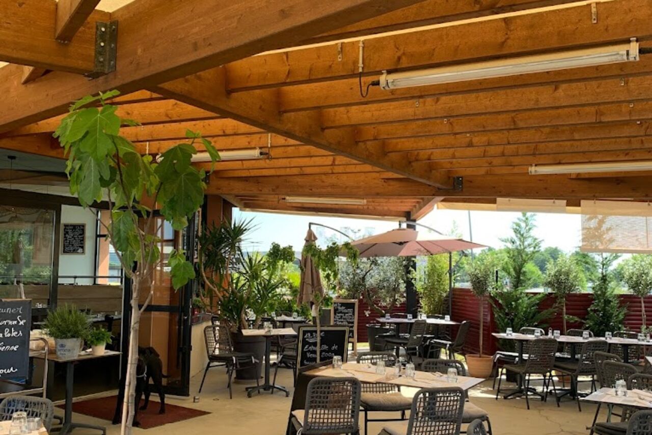 Terrasse couverte Restaurant L'Évidence Beaupréau